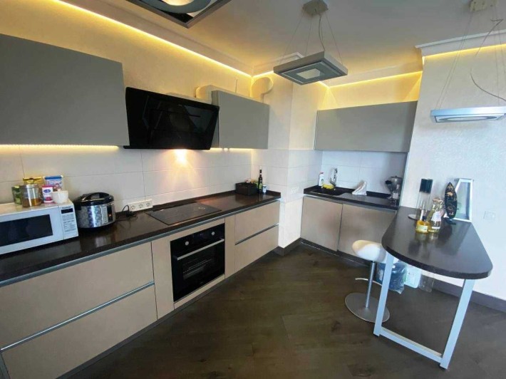 2 комнатная квартира 65 м2 Стильный Ремонт Мебель Техника ЖК Радужный - фото 1