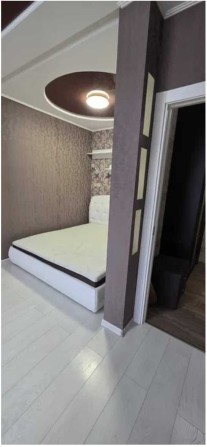 В продаже большая 1-комнатная квартира в ЖК Радужный, район Таирово. - фото 1