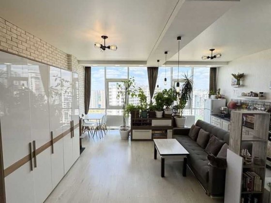 1 кім.квартира-студія. 5 Перлина. Євроремонт та техніка.Держпрограм+. Лиманка