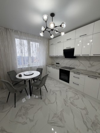 2-комн, в ЖК "58 Жемчужина" КАДОРР! Таирово! 9 этаж, с ремонтом! - фото 1