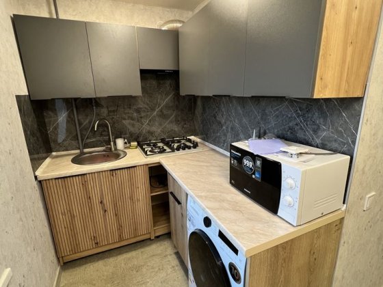 Продам однокімнатну квартиру, ремонт 2026р. Карлівка