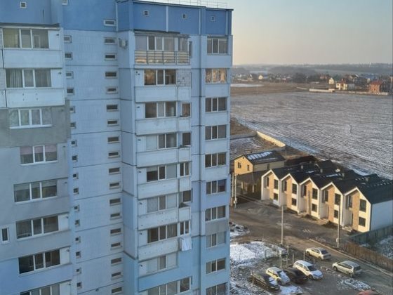 Продам 2 кімнатну квартиру Розсошенцы