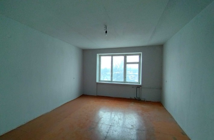 3 кімнатна квартира в Квасилові - фото 1