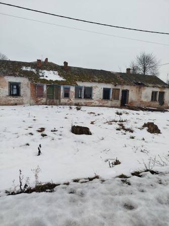 Продам дві квартири під реконструкцію. - фото 1