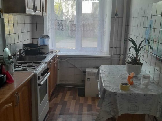 Продаж 3-кімнатної квартири Корець