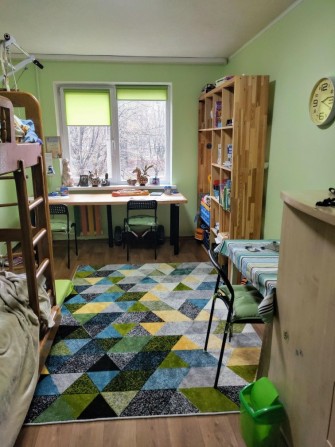 Продам 3 кімнатну  власну квартиру - фото 1