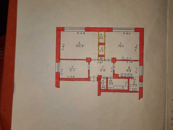 Продам квартиру  трёх комнатную Балаклея