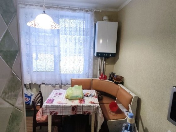 Продаж 2 кімнатної квартири з індивідуальним газовим опаленням Златопіль