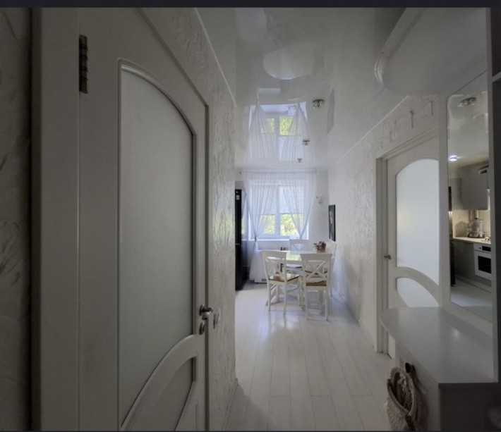 Продаю 1-ю квартиру - фото 1