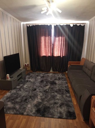 Продам  2-кімнатну квартиру в Богодухові - фото 1