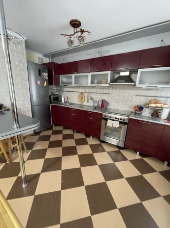 3 кімнатна квартира 3/9 поверх вулиця Корабельна - фото 1