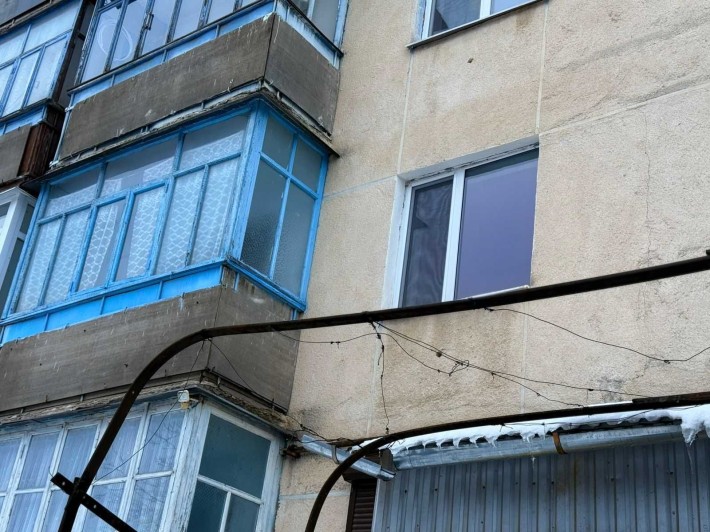 Продам 3-х кімнатну квартиру - фото 1