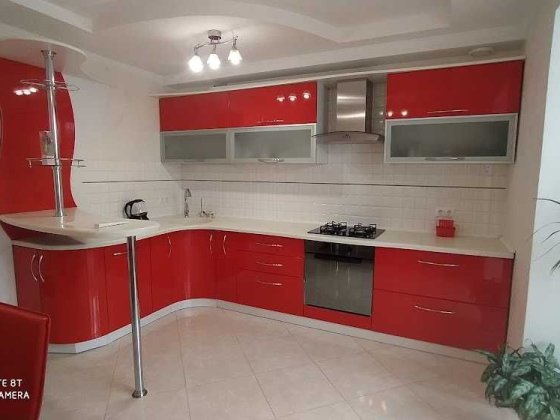 Продається 3-кімнатна квартира в  центрі міста Чигирин Чигирин