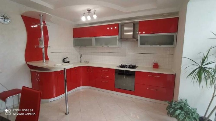 Продається 3-кімнатна квартира в  центрі міста Чигирин - фото 1