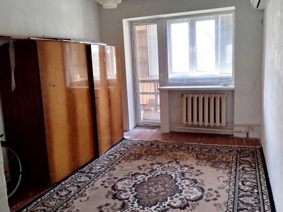 Продаж  2-х кімнатної квартири по вул. Воєнбуд. Тепличне