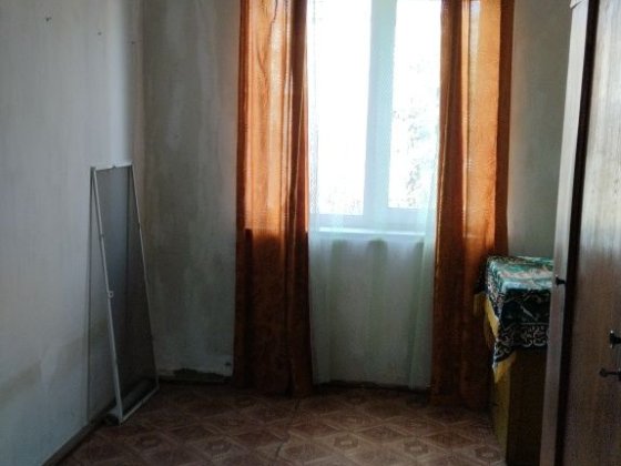 Продаж трикімнатні квартири Покров