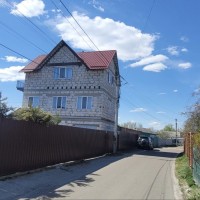 Продам будинок 200м2 на 1-го Травня вул. в Нові Петрівці с., в Вишгородському районі, Київська обл. Новые Петровцы