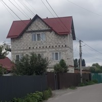 Продам будинок 200м2 на 1-го Травня вул. в Нові Петрівці с., в Вишгородському районі, Київська обл. Нові Петрівці