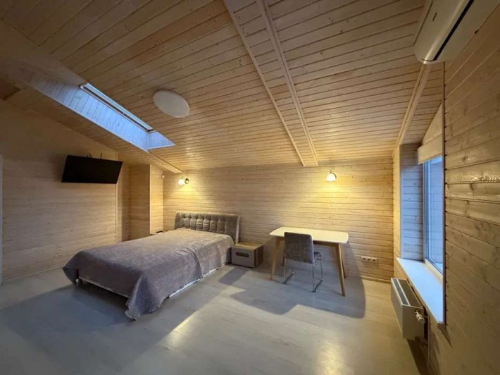 Продаж 2-к квартири просп. Соборності 17 - фото 1