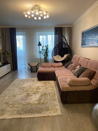 Продам 3-х кімнатну квартиру - фото 1