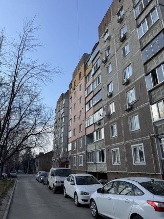 Продам 3 кімнатну квартиру - фото 1