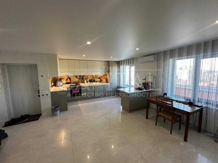 Продаж квартири в центрі Броварів, бульв. Незалежності  10 хв до метро - фото 1