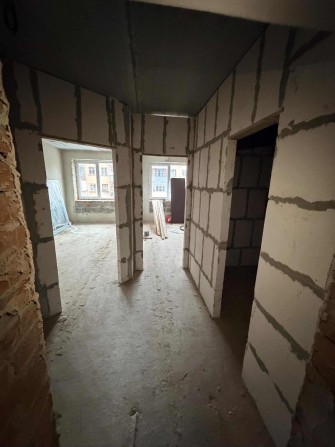 Княгинен 1-к кварт.2-пов.37.5м2.  24-секція Власник - фото 1