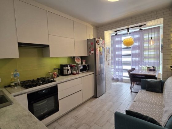 Двокімнатна квартира з ремонтом і 2 кладові ЖК Модуль Буча Буча