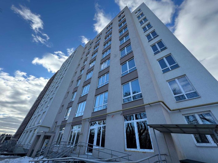 Продам повноцінну 1-кімнатну квартиру в Бучі! З гардеробом! - фото 1