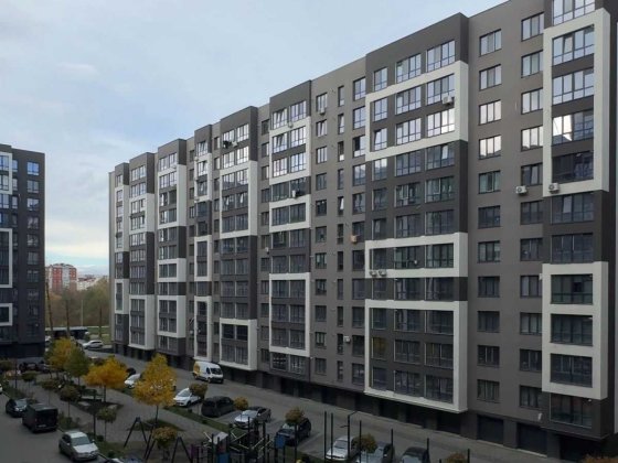 Продаю здану 2к. квартирув ЖК Паркова Алея! Івано-Франківськ