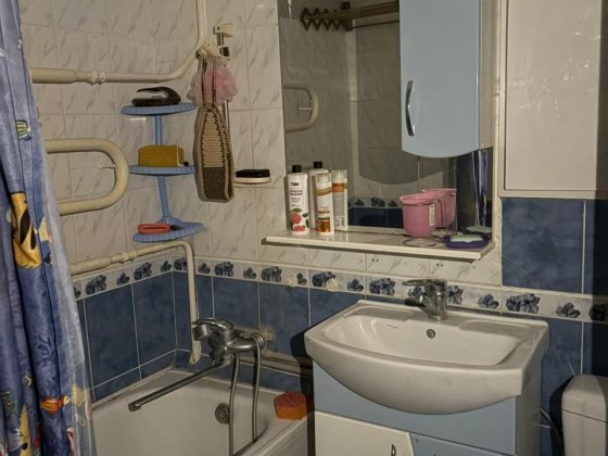 Вишневое ул Первомаская  однокомнатная квартира евроремонт36000уе т Вишневе