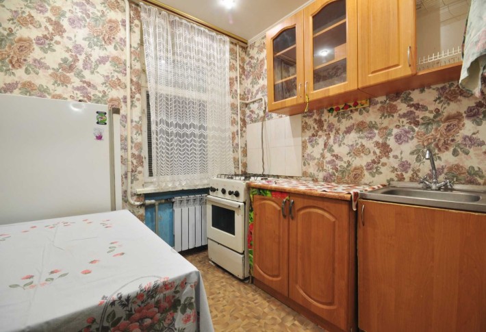 1-кімнатна квартира вул. Митрофанова 12/18 - фото 1