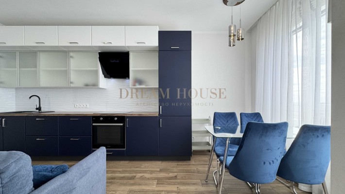 ЖК Гранд Бурже. Квартира з гардеробною. Оформлення 2% - фото 1