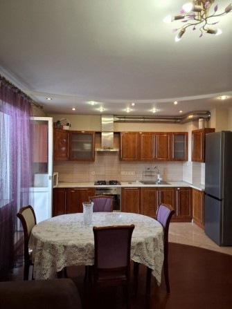 Продаж 3к квартири з переплануванням у простору 2к ЦЕНТР поруч Новус - фото 1