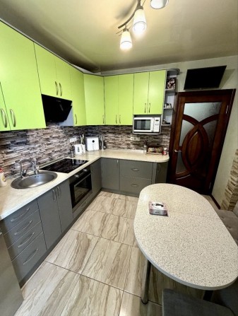 Продаж 1 кім ЖК Вишиванка - фото 1