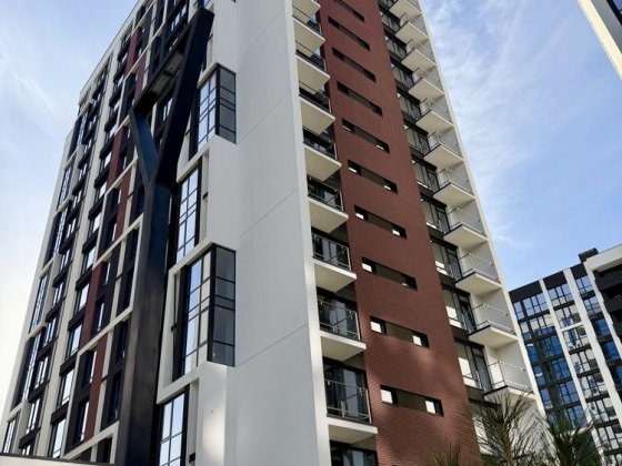 Неймовірно-видова 1 кім + кухня вітальня та балкон в ЖК Manhattan Ивано-Франковск