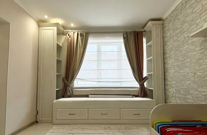 Продам ексклюзивну 4к квартирау з якісним ремонтом біля Парку Шевченка - фото 1