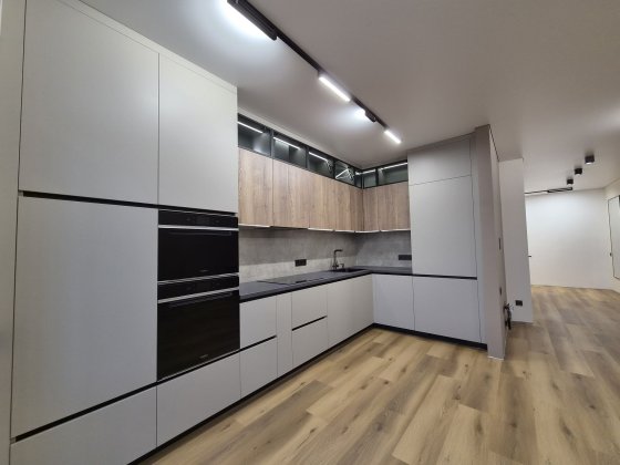 ЖК Саванна Сіті, продаж 2 к квартири з дизайнерським ремонтом Бровари