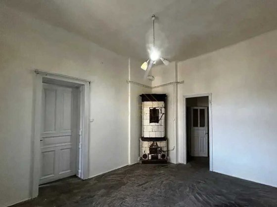 Продаж 2-кімнатної квартири в австрійському будинку,центр Івано-Франківськ