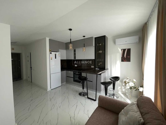 Продається 1-кімнатна квартира в центрі. Готова до проживання. - фото 1