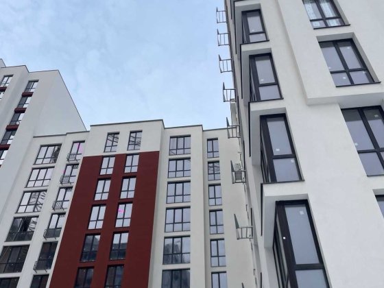 2 кімнатна квартира 62 м. кв. Єоселя індивідуальне газове опалення Івано-Франківськ