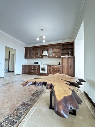 Чотирьохрівнева квартира з терасою в парку Шевченка! - фото 1