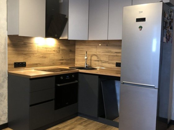 Продам 1 квартиру ЖК Атлан на Київській Вул.В.Симоненка 105  ГЕНЕРАТОР Бровары