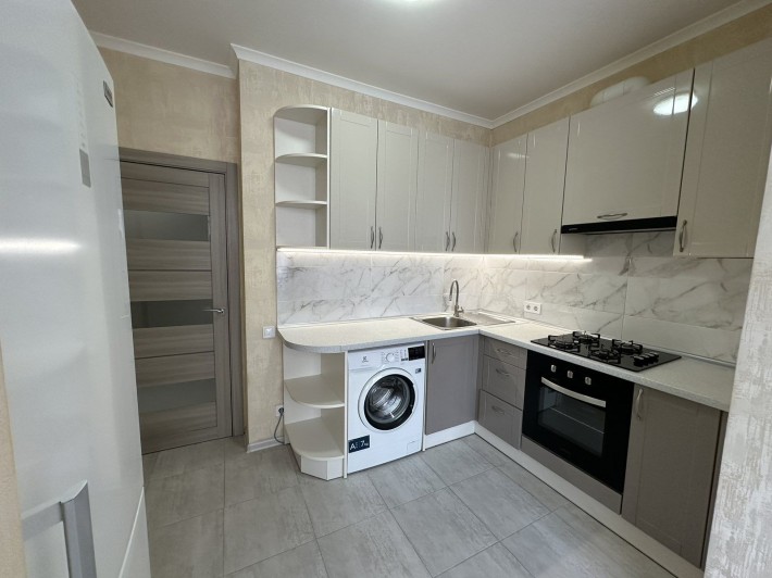 Продам 2К. Квартиру !
ЖК Софія Сіті (Амосова 63) - фото 1