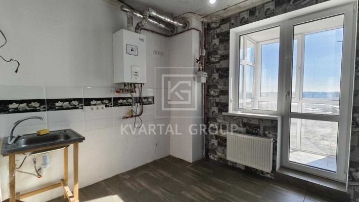 1к квартриа з якісним ремонтом ЖК "НОВА БУЧА"! МІНІМАЛЬНЕ ОФОРМЛЕННЯ! - фото 1