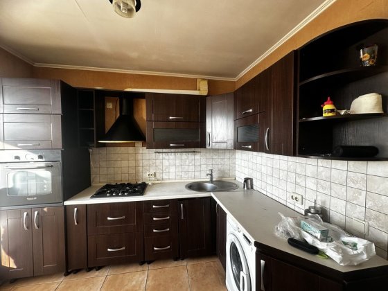 Продам 2 х кімнат квартиру Бориспіль вул. К. Шлях Бориспіль