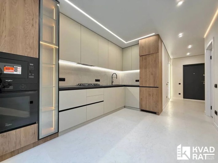 Продаж 1-кім Квартири ЖК Фемелі Плаза з видом у двір - фото 1