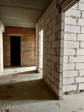 Трикімнатна за супер ціною! Швидкий виїзд на Київ! - фото 1