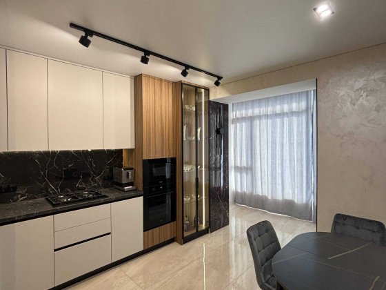 Півторакімнатна квартира з ремонтом в новобудові_M Ивано-Франковск