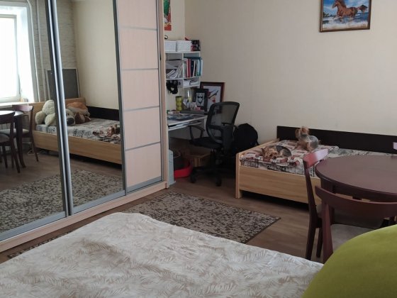 Продам однокімнатну квартиру в Броварах район масів. Бровары